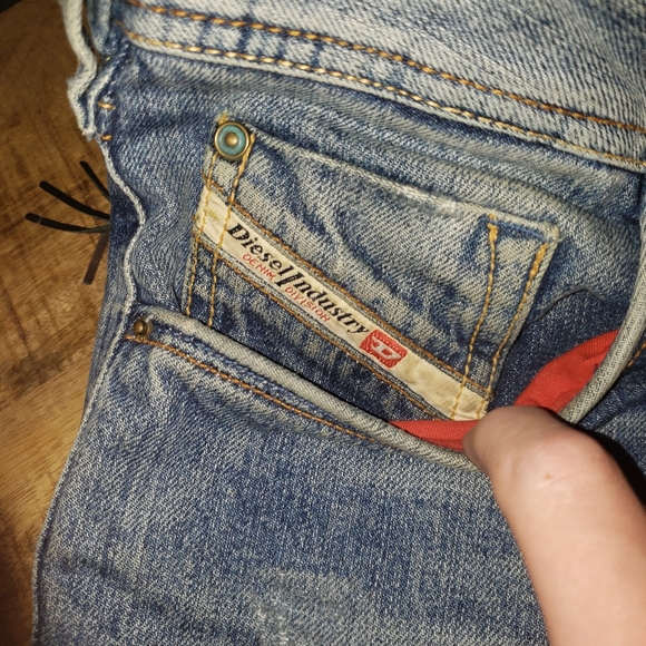 *rare* Diesel yarik wash 0070K - Picture 2 of 5